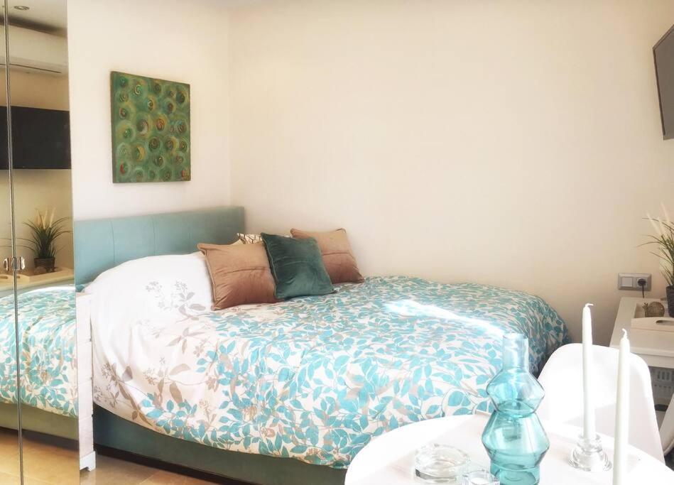 Emerald Mini Suite:Your Deluxe Studio In Kalamaria Selanik Dış mekan fotoğraf